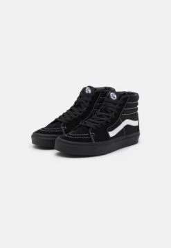 Vans Sk8-Hi Unisex - Sneakers Hoog - Black/True White 9 Vans Sk8-Hi Unisex - Sneakers Hoog - Black/True White -Vans 0151f312fc834bc9a1e186aeecacca8a