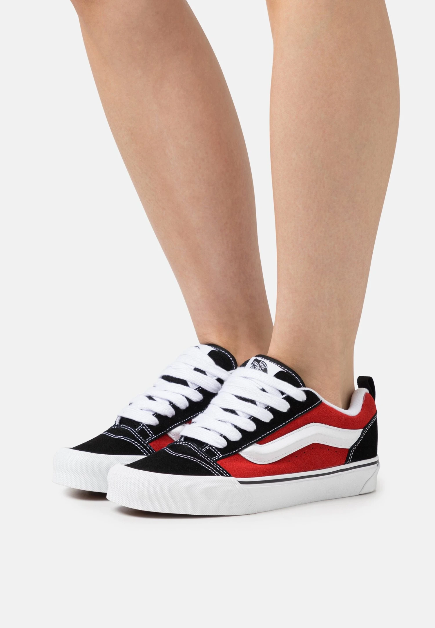 Vans Knu Skool Unisex - Skateschoenen - Red/True White 3 Vans Knu Skool Unisex - Skateschoenen - Red/True White