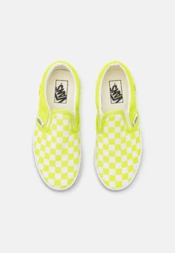 Vans Classic Slip-On Unisex - Sneakers Laag - Color Theory Evening Primrose -Vans 03be249bb93141f3aeccf49533290562