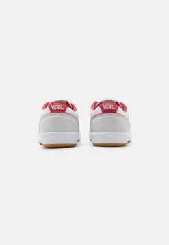 Vans Lowland Unisex - Sneakers Laag - Court Red/White 10 Vans Lowland Unisex - Sneakers Laag - Court Red/White -Vans 0692af35653541d481bc4abb6192ed57