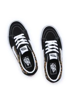 Vans Sk8-Low Unisex - Skateschoenen - Black True White 10 Vans Sk8-Low Unisex - Skateschoenen - Black True White -Vans 079894298cd04e3e997c0401a67c0bd8