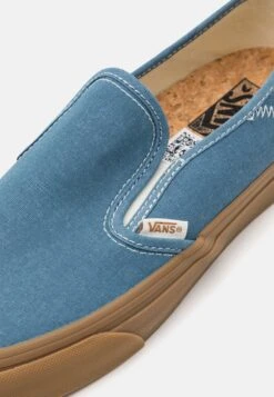Vans Slip On Vr3 Unisex - Sneakers Laag - Salt Wash/Captains Blue -Vans 0add40b8fb834dfdb7bdb57222fa1253