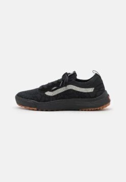 Vans Ua Ultrarange Vr3 - Sneakers Laag - Black/Pirate Black