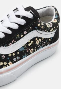 Vans Old Skool Unisex - Sneakers Laag - Black 13 Vans Old Skool Unisex - Sneakers Laag - Black -Vans 0d7abd31f765475faac07892b6c5eb82