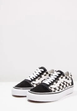 Vans Ua Old Skool - Sneakers Laag - Black/White 16 Vans Ua Old Skool - Sneakers Laag - Black/White -Vans 0ee0ec43fdde4cdea7a4705e545f219b