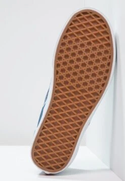 Vans Ua Classic Slip-On - Instappers - Navy -Vans 19ebd9e516bb4d7ea8dd153725979363