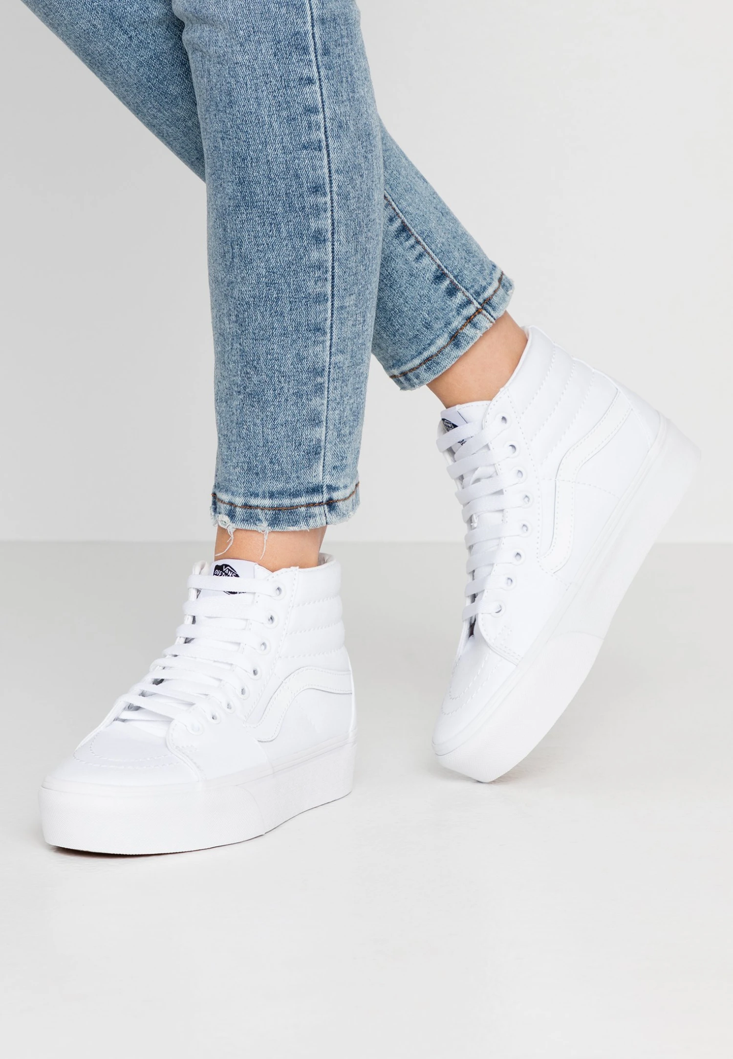 Vans Ua Sk8-Hi Platform 2.0 - Sneakers Hoog - True White 3 Vans Ua Sk8-Hi Platform 2.0 - Sneakers Hoog - True White