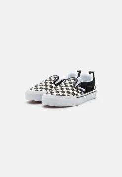 Vans Knu Slip Unisex - Instappers - True White 10 Vans Knu Slip Unisex - Instappers - True White -Vans 25b88faa98854d4a80874c32460b912e