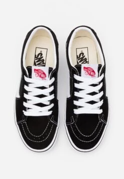 Vans Sk8 Low Unisex - Sneakers Laag - Black/True White -Vans 2b2281f19b744c1a83c77f8523ed1802