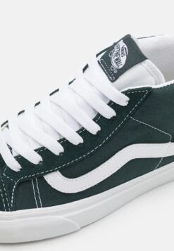 Vans Mid Skool 37 Unisex - Sneakers Hoog - Darkest Spruce/True White -Vans 2fdcf2a455744bf79881620212c1fd97