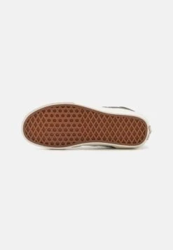 Vans Sk8-Hi Vr3 Unisex - Sneakers Hoog - Grape Leaf 12 Vans Sk8-Hi Vr3 Unisex - Sneakers Hoog - Grape Leaf -Vans 33da92ea390746d4bae67d9cc0d8a41f