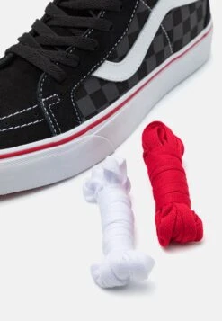 Vans Ua Sk8-Hi Reissue Our Legends Unisex - Sneakers Hoog - Dyno Black/Red 13 Vans Ua Sk8-Hi Reissue Our Legends Unisex - Sneakers Hoog - Dyno Black/Red -Vans 35089b90959b40da9972a2c514232a82