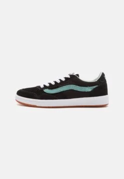 Vans Cruze Too Unisex - Sneakers Laag - Black/True White