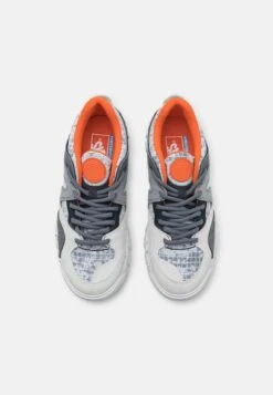 Vans Amzn Trailhead Unisex - Sneakers Laag - Ripstop Grey/Grey -Vans 3dc2e50d3bfb40cc87030e015a76513e