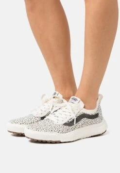 Vans Ultrarange Vr3 - Sneakers Laag - Marshmallow/Black