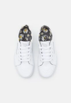 Vans Sk8-Low Unisex - Sneakers Laag - True White -Vans 420b68579a414c58b066cc4fc77e3604