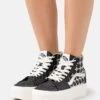 Vans Stackform - Sneakers Hoog - Black 2 Vans Stackform - Sneakers Hoog - Black -Vans 494182a9c2a64392835c8b8da5834a67
