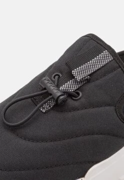 Vans Coast Mule Unisex - Muiltjes - Black -Vans 526460f7eb3c4bb88253575a35f8b7e0