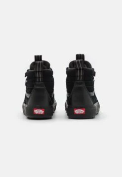 Vans Sk8 Hi Mte 2 Unisex - Sneakers Hoog - Black 10 Vans Sk8 Hi Mte 2 Unisex - Sneakers Hoog - Black -Vans 53f49a062ab3490191d2855d2d3538a3