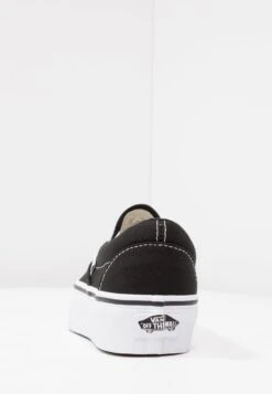 Vans Ua Classic Slip-On Platform - Instappers - Black 14 Vans Ua Classic Slip-On Platform - Instappers - Black -Vans 5794c75a50a84f3f9f444797907e7c8f