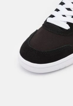 Vans Cruze Too Unisex - Sneakers Laag - Black/True White 13 Vans Cruze Too Unisex - Sneakers Laag - Black/True White -Vans 5ac8b9228f814f149890c91ced481689