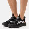 Vans Ultrarange Exo Mte-1 Unisex - Sneakers Laag - Black -Vans 77c9ce56dc6e40faba96aa76414d9388