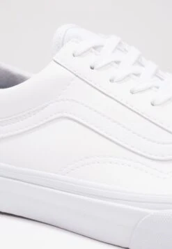 Vans Ua Old Skool - Sneakers Laag - Classic Tumble True White -Vans 7f8bdf106a874782a9446393c276859e