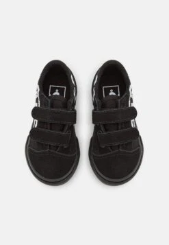 Vans Old Skool Unisex - Sneakers Laag - Black/White 11 Vans Old Skool Unisex - Sneakers Laag - Black/White -Vans 83b3ee48b81143b78b5f636b4e3648d6