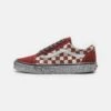 Vans Old Skool Unisex - Sneakers Laag - Stressed Red/White 2 Vans Old Skool Unisex - Sneakers Laag - Stressed Red/White -Vans 8715fa5486f64227980ecff391f14473