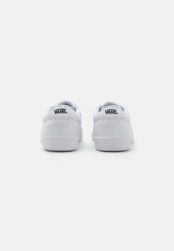 Vans Lowland Cc Unisex - Sneakers Laag - True White -Vans 8c9a107e496c4b8e89ef11af2313810b