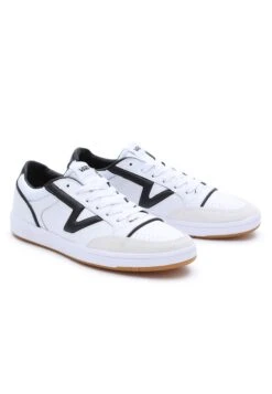 Vans Lowland Unisex - Sneakers Laag - Court True White/Black 15 Vans Lowland Unisex - Sneakers Laag - Court True White/Black -Vans 90ee4090d1fa4832b830a23565599730