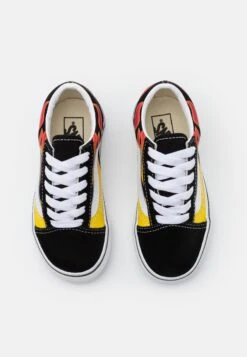 Vans Old Skool Unisex - Sneakers Laag - Black/True White 11 Vans Old Skool Unisex - Sneakers Laag - Black/True White -Vans 9201c1de86cd4ac6a645ddf1efcb5420