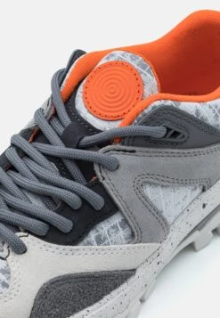 Vans Amzn Trailhead Unisex - Sneakers Laag - Ripstop Grey/Grey -Vans a14c3a7ed2ab4607918a28e8866c4e4f