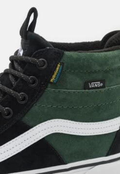 Vans Sk8 Mte 2 Unisex - Sneakers Hoog - Utility Black/Green -Vans a7438447c48d44b0812168ed2d14c300