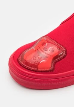 Vans Classic Slip-On Unisex - Sneakers Laag - Red -Vans b68193597df2498b8108e6509fb57261