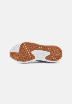 Vans Ua Old Skool Overt Cc - Sneakers Laag - Black/White 12 Vans Ua Old Skool Overt Cc - Sneakers Laag - Black/White -Vans c19a28b3cef54f75b6581438dcf5945e