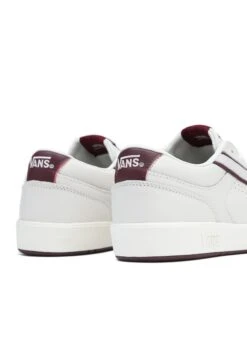 Vans Ua Lowland Cc - Sneakers Laag - Dark Red 15 Vans Ua Lowland Cc - Sneakers Laag - Dark Red -Vans c1d5044c26644190a20cbd9f1103dc42