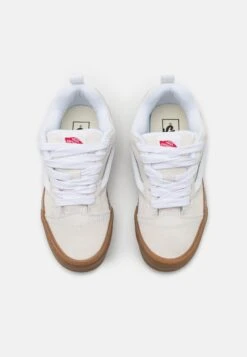 Vans Knu Skool Unisex - Skateschoenen - White 13 Vans Knu Skool Unisex - Skateschoenen - White -Vans c573bd12f1ee47cd87d0408d5be802b3