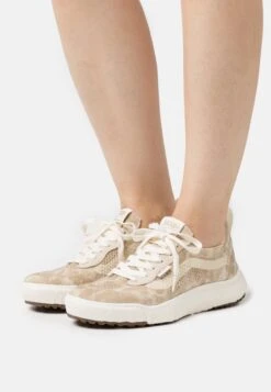 Vans Ultrarange Vr3 - Sneakers Laag - Sand/Off White
