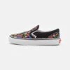 Vans Classic Slip-On Unisex - Sneakers Laag - Black/Multi-Coloured -Vans cf7aabc2bfcc4507b2dd441684b454bd