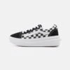 Vans Ua Old Skool Overt Cc - Sneakers Laag - Black/White 2 Vans Ua Old Skool Overt Cc - Sneakers Laag - Black/White -Vans d268cd7f157c4cb2bcb8e12760153382