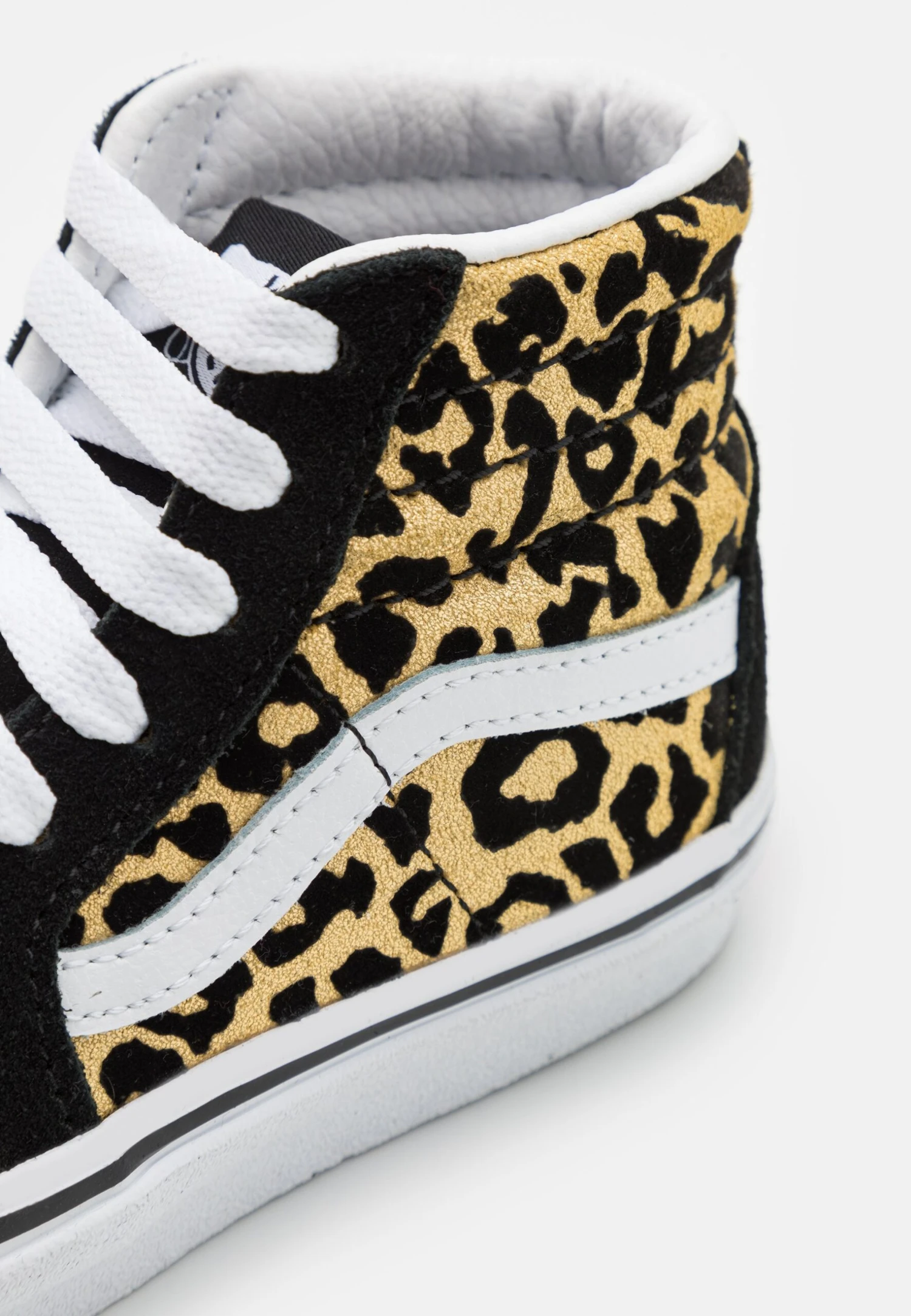 Vans Uy Sk8-Hi - Sneakers Hoog - Black/True White 8 Vans Uy Sk8-Hi - Sneakers Hoog - Black/True White - Afbeelding 6