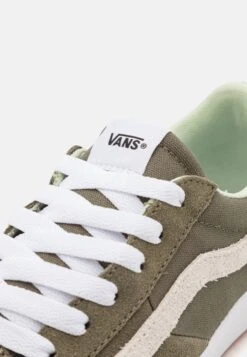 Vans Cruze Too Unisex - Sneakers Laag - Olive/True White 13 Vans Cruze Too Unisex - Sneakers Laag - Olive/True White -Vans da2346f42355446b8e2e4d0c35c52211