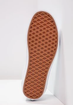 Vans Ua Old Skool - Sneakers Laag - Classic Tumble True White -Vans dbb6bb1bc1594dd0beb20421cd509972