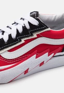 Vans Old Skool Bolt Unisex - Sneakers Laag - Red/Black -Vans e20fd44e58b84a95800678e136808fa2