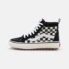 Vans Sk8 Hi Mte 1 Unisex - Sneakers Hoog - Black/White -Vans ea3934e072e94f0389ed2e2e3291ff39