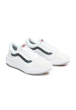Vans Ua Old Skool Overt Cc - Sneakers Laag - White 8 Vans Ua Old Skool Overt Cc - Sneakers Laag - White -Vans f5ee5ea847d844ba90d018a17a57c1fd