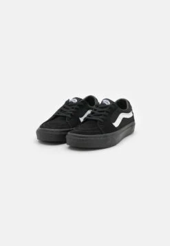 Vans Sk8 Low Unisex - Sneakers Laag - Contrast Black/White -Vans f6504f5e804e41e9b8e0fe708569802d