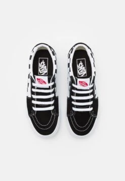 Vans Sk8-Low Unisex - Sneakers Laag - Black 15 Vans Sk8-Low Unisex - Sneakers Laag - Black -Vans f7ecfa51fd3b429c8643d397910dd2ad