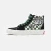 Vans Sk8-Hi Unisex - Sneakers Hoog - Black -Vans f99bc48f88274aff9f1dcb59bfe536b3